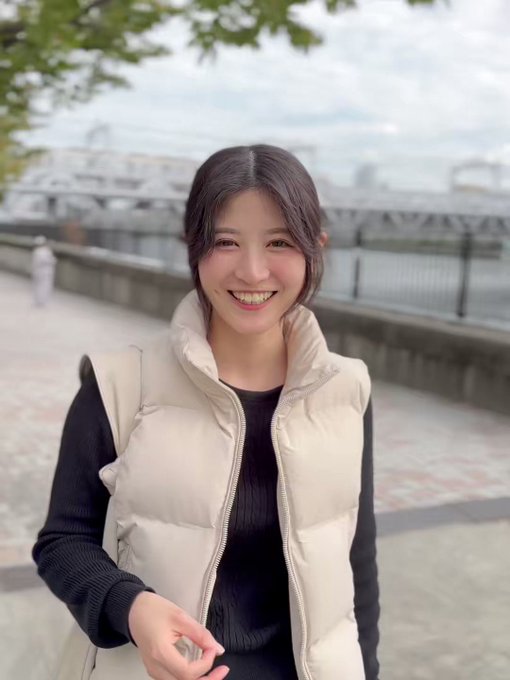 @sljafdosuahb01 の動画