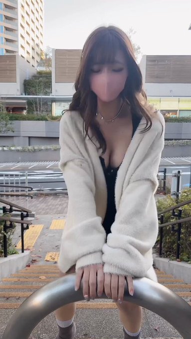 @sljafdosuahb01 の動画