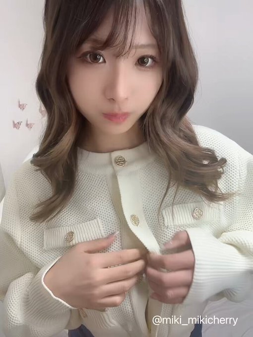 @sljafdosuahb01 の動画