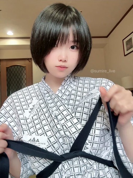 @sljafdosuahb01 の動画