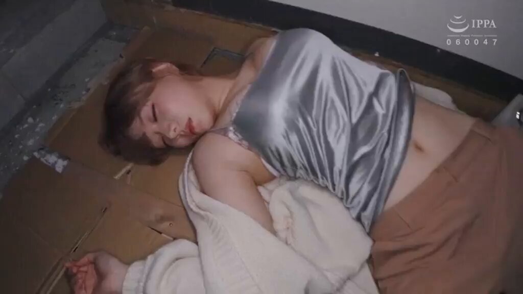 @100yenAVshop の動画