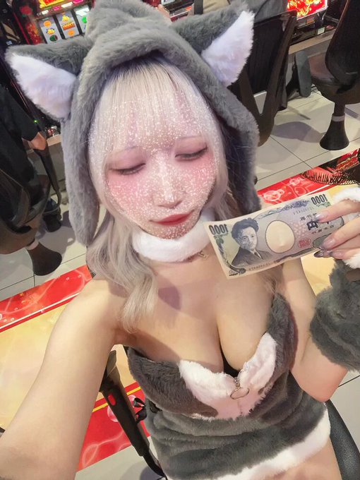 @sljafdosuahb01 の動画