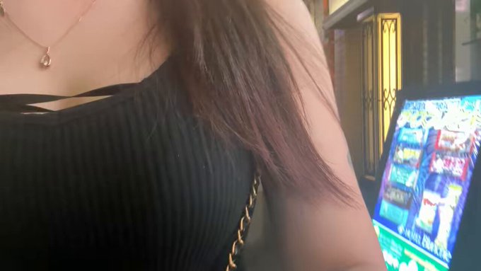 @sljafdosuahb01 の動画