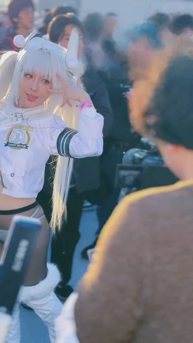 @sljafdosuahb01 の動画