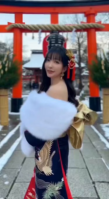 @sljafdosuahb01 の動画