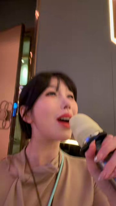 @sljafdosuahb01 の動画