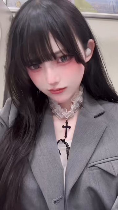 @sljafdosuahb01 の動画