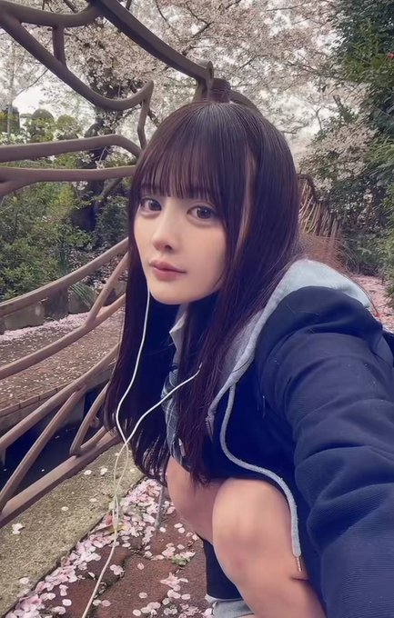 @sljafdosuahb01 の動画