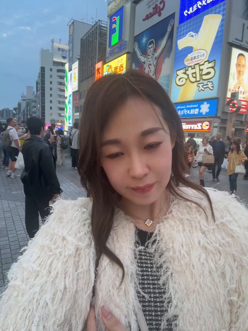 @sljafdosuahb01 の動画