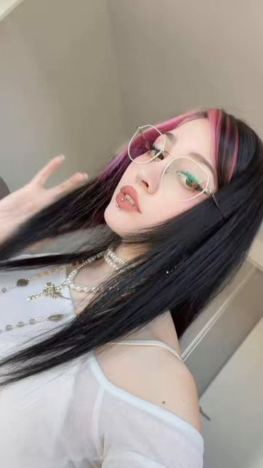 @sljafdosuahb01 の動画