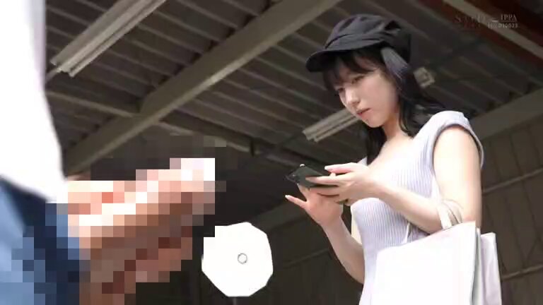 @ura_aka_labo の動画