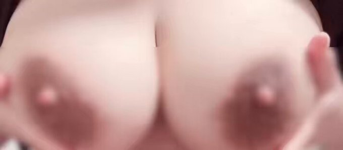 @eeeeeri0325 の動画
